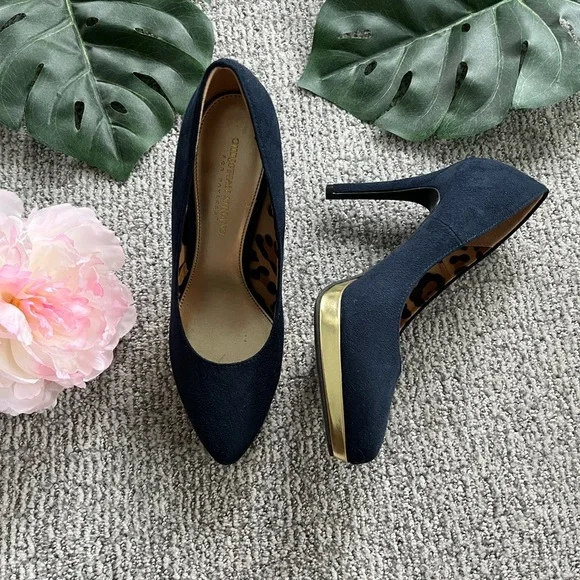 Christian Siriano Navy and Gold Pumps *Size 8 and 1/2* - Picture 5 of 9